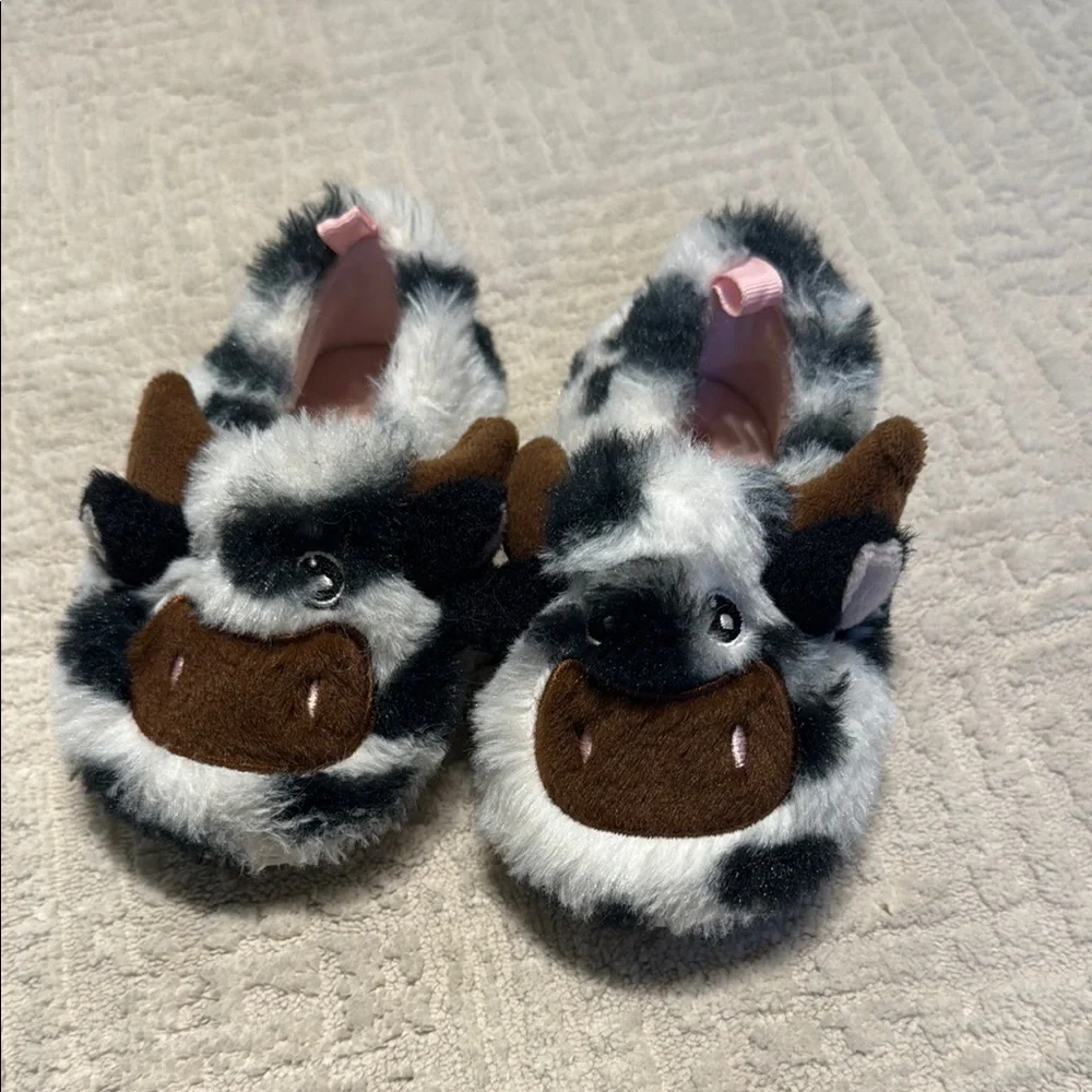 Wonder Nation 5 Adorable Cow-Themed Kids Slippers